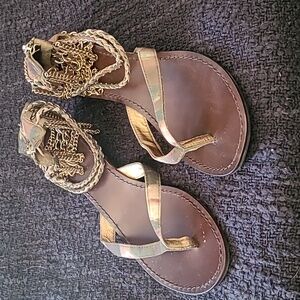 Zigi girl sandal/slipper size 10